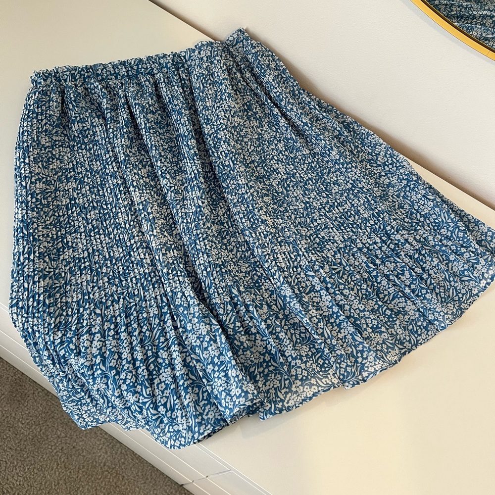 Mango Pleated Skirt